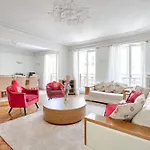Lägenhet Le Petit - Appt 6p 127 M² A Paris
